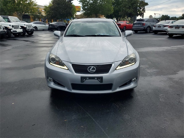 2011 Lexus IS 350 C 2