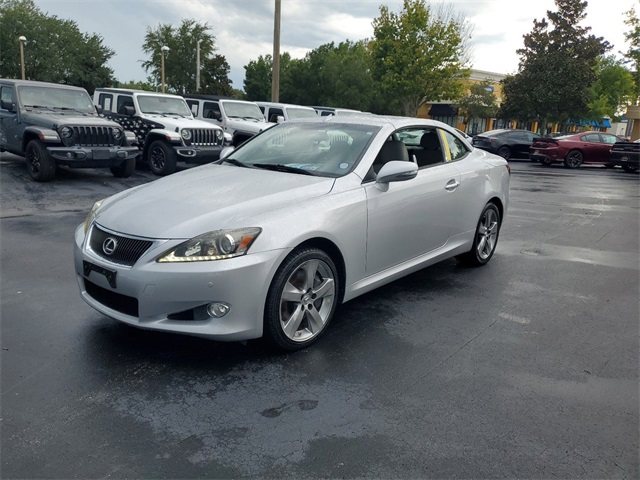 2011 Lexus IS 350 C 3