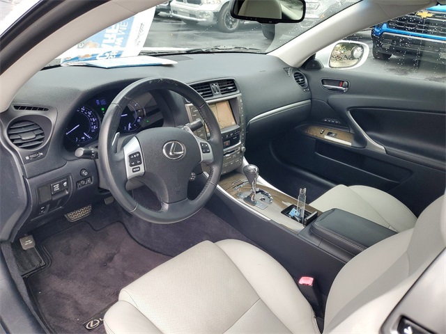 2011 Lexus IS 350 C 11