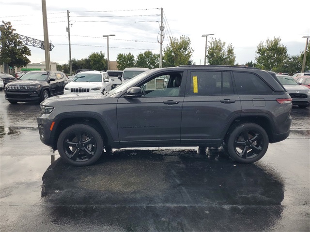 2024 Jeep Grand Cherokee Altitude X 4