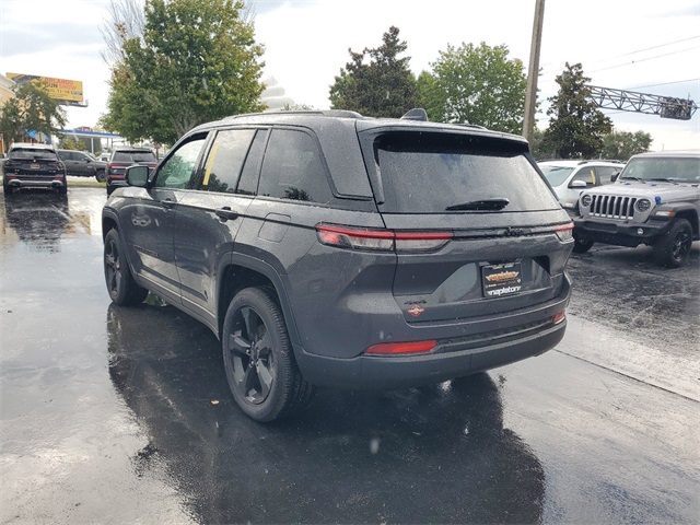 2024 Jeep Grand Cherokee Altitude X 23