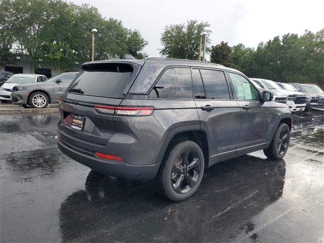 2024 Jeep Grand Cherokee Altitude X 26