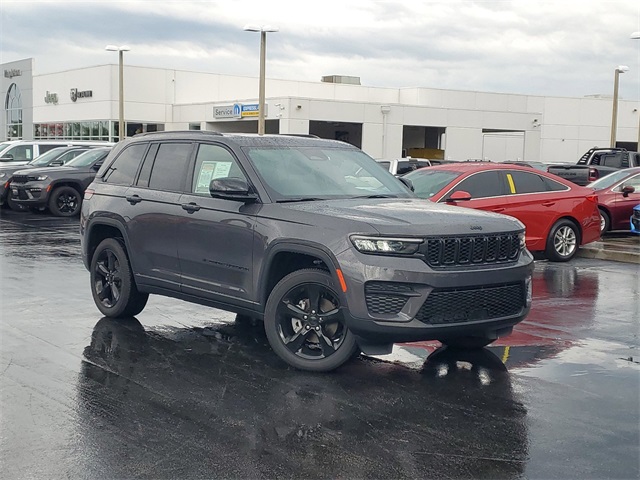 2024 Jeep Grand Cherokee Altitude X 29