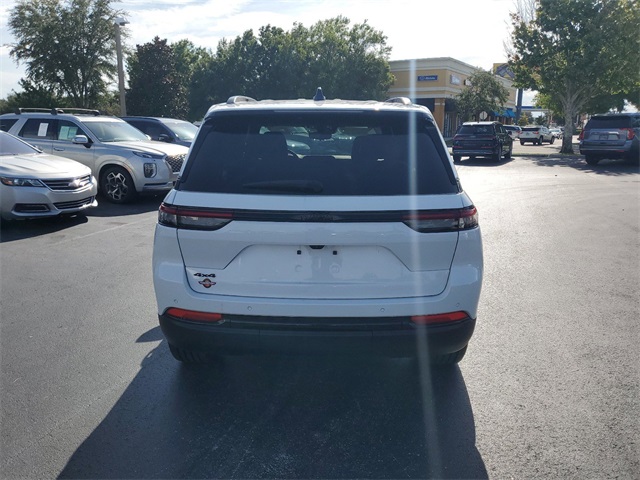 2024 Jeep Grand Cherokee Altitude X 22