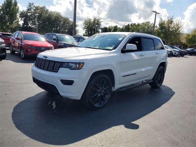 2018 Jeep Grand Cherokee Altitude 3