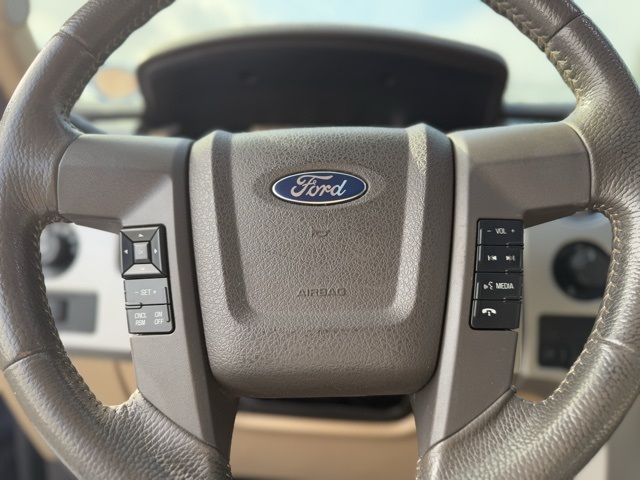 2014 Ford F-150 Lariat 21