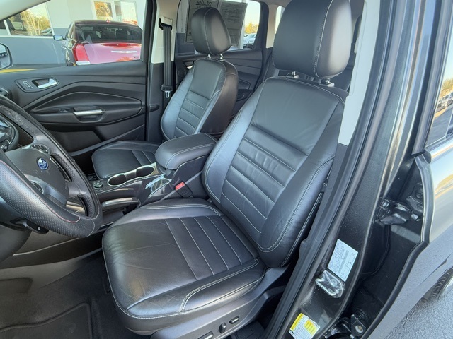 2015 Ford Escape Titanium 12