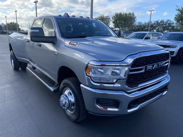 2023 Ram 3500 Tradesman 3