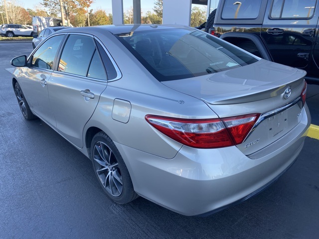 2016 Toyota Camry XSE 5