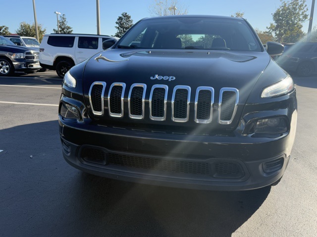 2016 Jeep Cherokee Sport 2