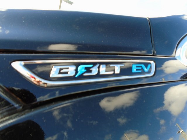 2017 Chevrolet Bolt EV Premier 11