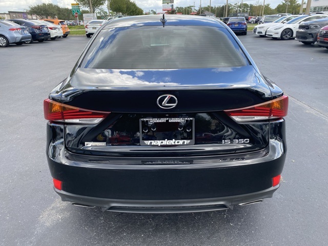 2017 Lexus IS 350 6