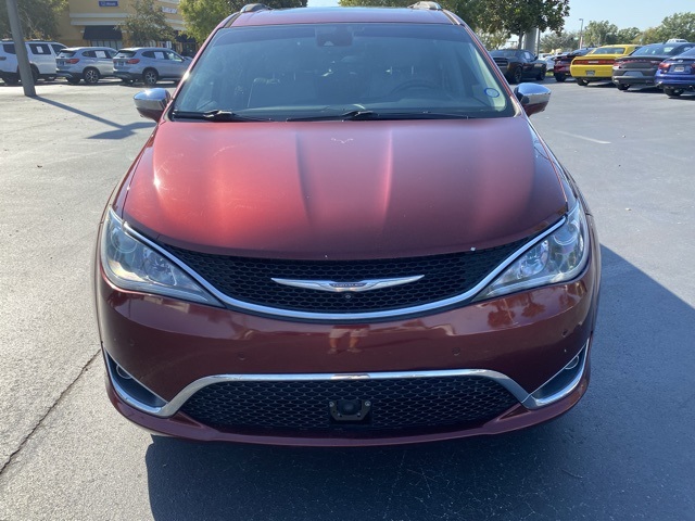 2017 Chrysler Pacifica Limited 9