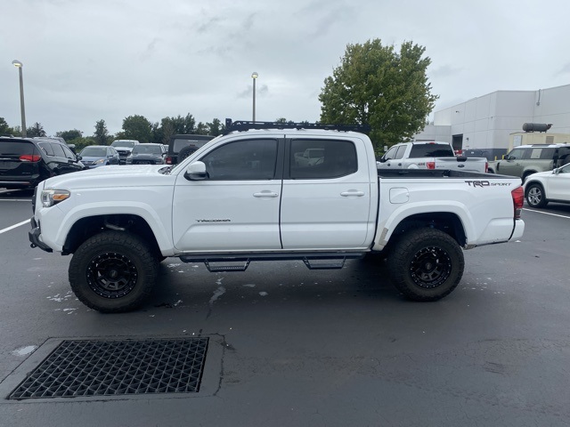 2017 Toyota Tacoma TRD Sport 4