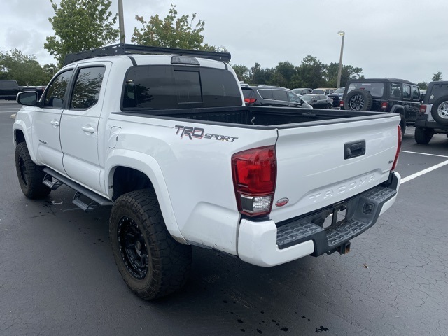 2017 Toyota Tacoma TRD Sport 5