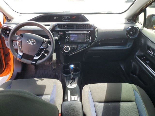 2018 Toyota Prius c Four 13