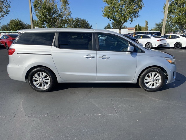 2018 Kia Sedona LX 4