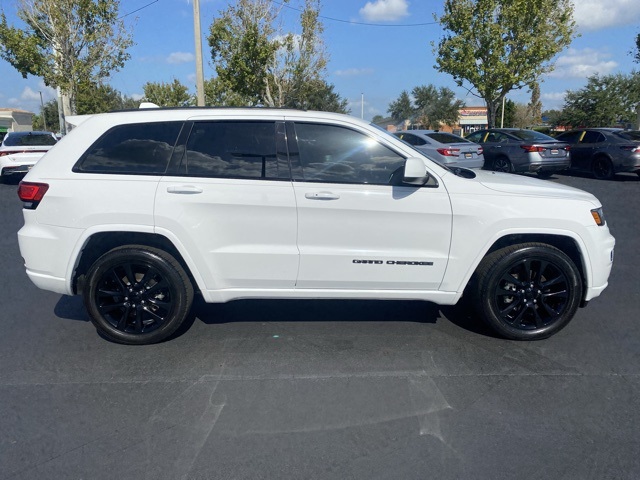 2018 Jeep Grand Cherokee Altitude 4