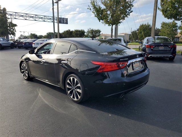 2018 Nissan Maxima SR 5