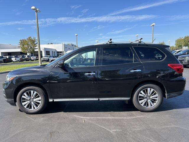 2018 Nissan Pathfinder SL 3