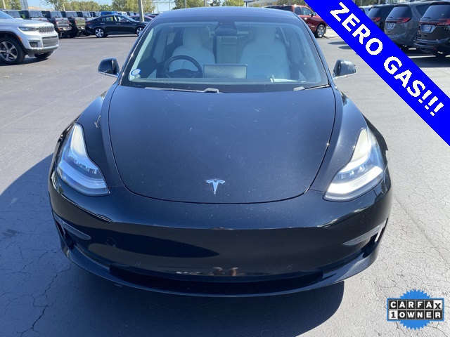 2018 Tesla Model 3 Mid Range 2