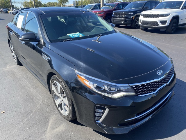 2018 Kia Optima SX 3