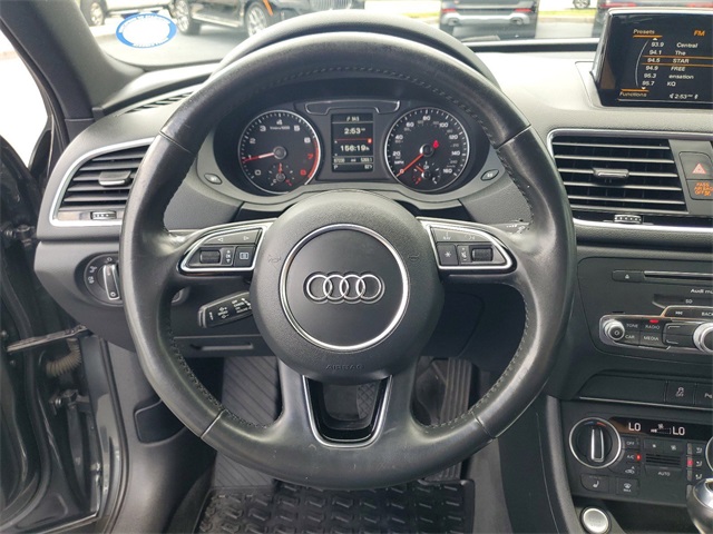 2018 Audi Q3 2.0T Premium 12