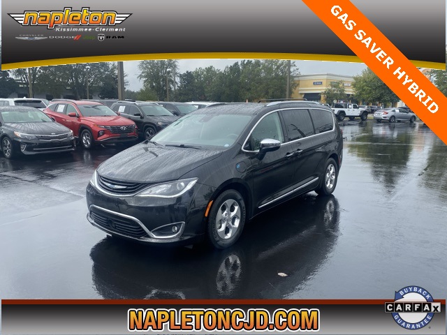 2018 Chrysler Pacifica Hybrid Limited 1