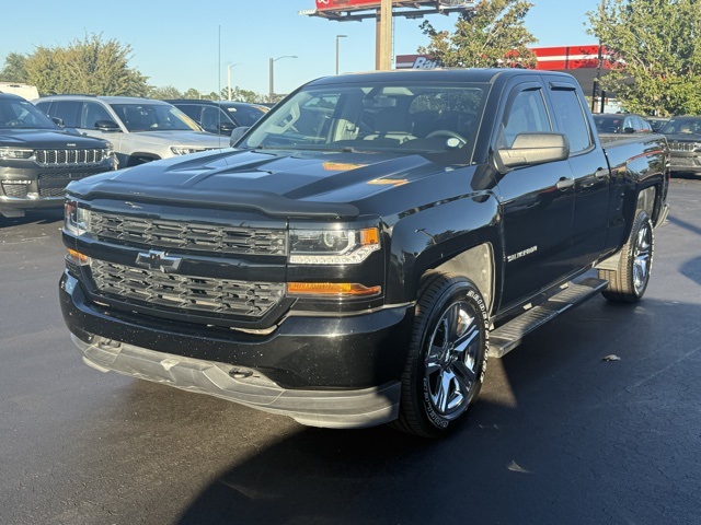 2018 Chevrolet Silverado 1500 Custom 3