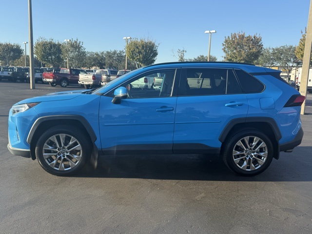 2019 Toyota RAV4 XLE Premium 4