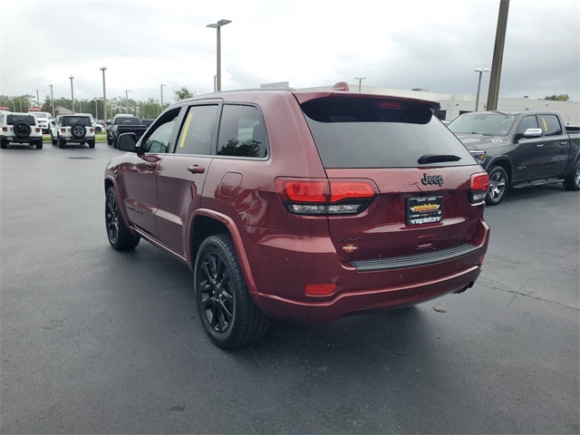 2019 Jeep Grand Cherokee Altitude 21