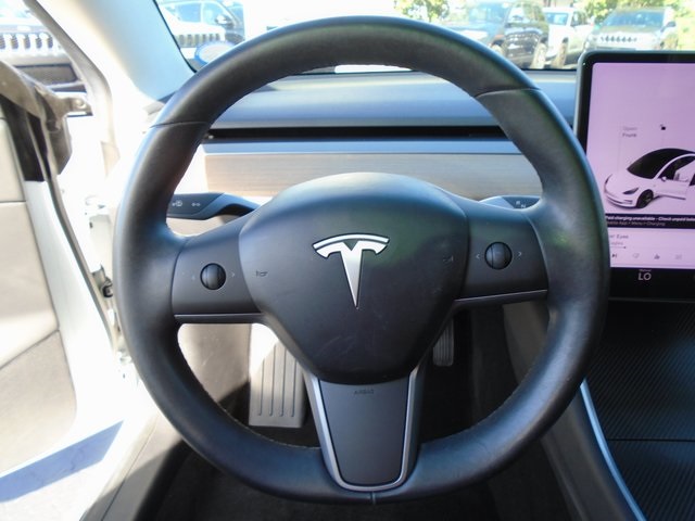 2019 Tesla Model 3 Mid Range 12