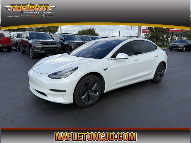 2019 Tesla Model 3 Mid Range 1