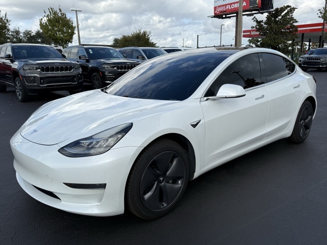 2019 Tesla Model 3 Mid Range 3