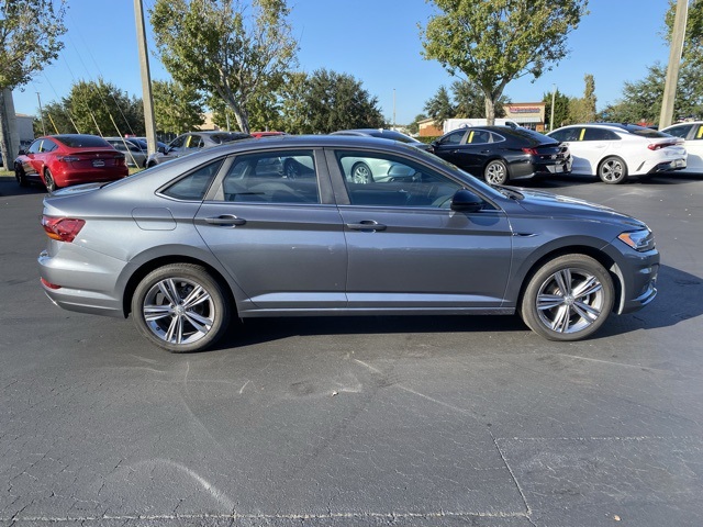 2019 Volkswagen Jetta R-Line 4