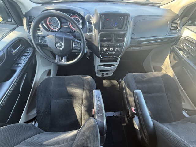 2019 Dodge Grand Caravan SE 14