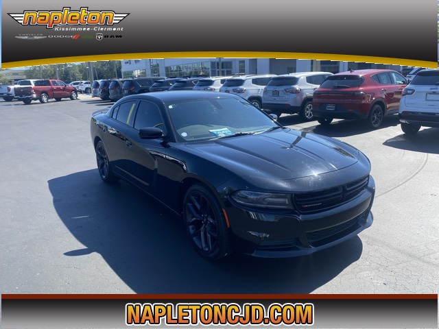 2020 Dodge Charger SXT 1