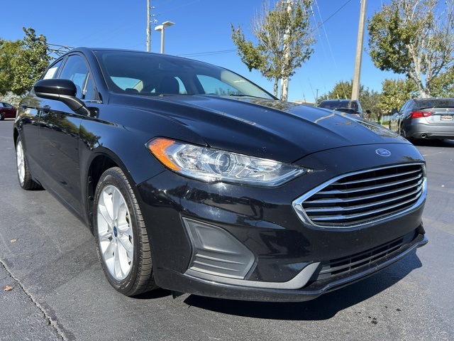 2020 Ford Fusion Hybrid SE 3