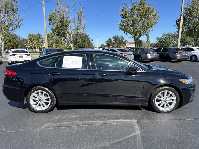 2020 Ford Fusion Hybrid SE 4