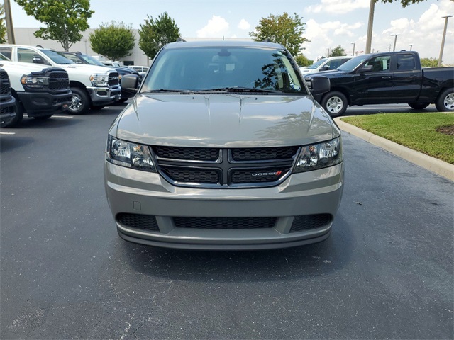 2020 Dodge Journey SE 2