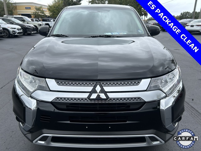 2020 Mitsubishi Outlander ES 2