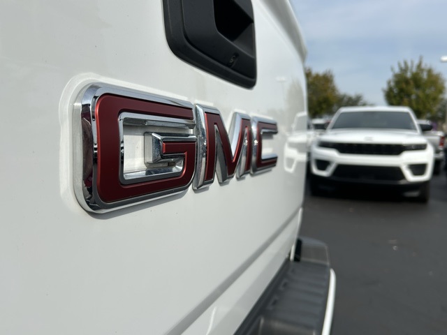 2021 GMC Canyon Elevation Standard 7