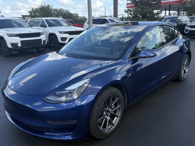 2021 Tesla Model 3 Standard Range Plus 3