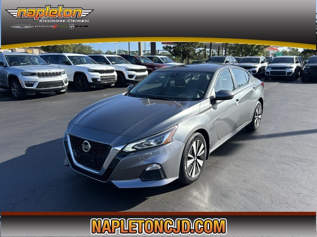 2021 Nissan Altima 2.5 SV 1