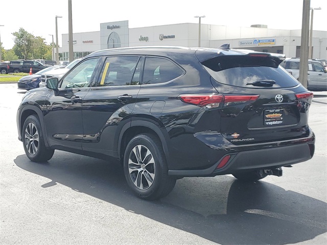 2021 Toyota Highlander XLE 5