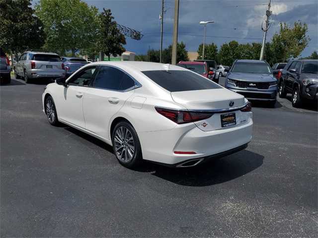 2021 Lexus ES 350 22