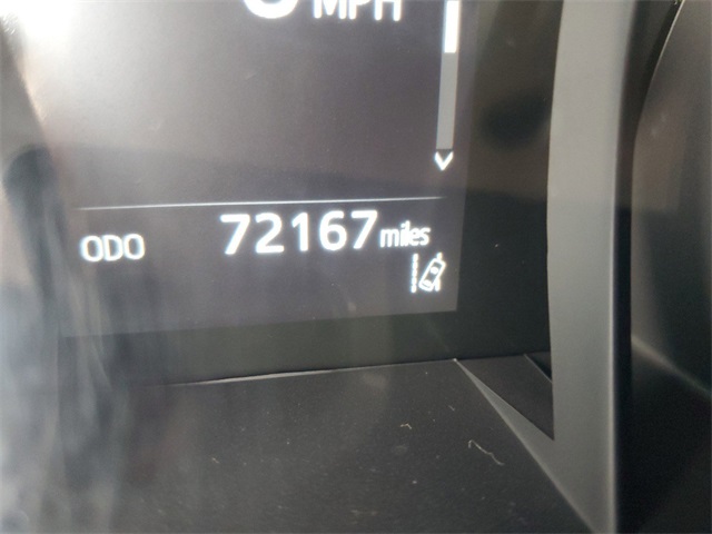 2021 Toyota Camry SE 16
