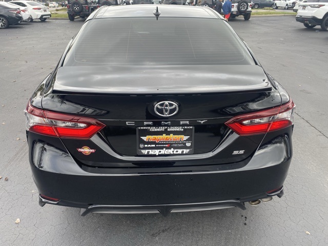 2021 Toyota Camry SE 6