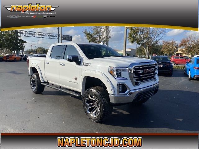 2021 GMC Sierra 1500 SLT 1