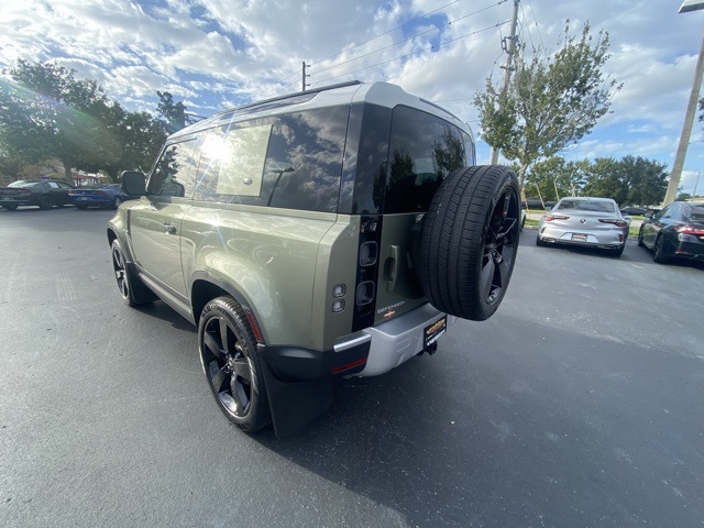 2022 Land Rover Defender 90 Standard 5